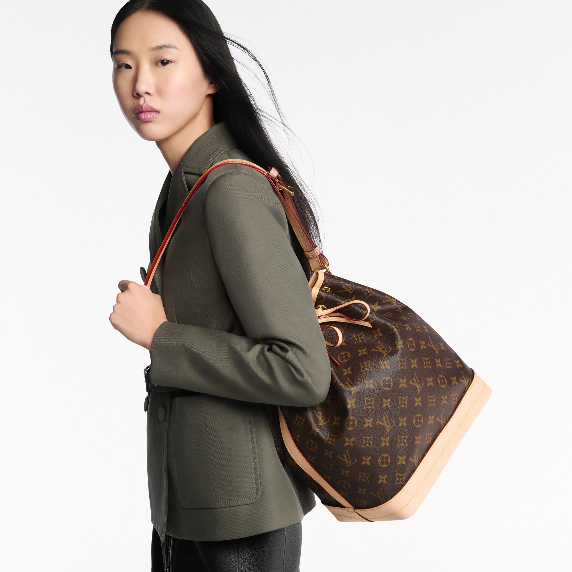 LOUIS VUITTON ノエ Louis-Vuitton-Monogram-Neonoe-
